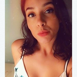 Meet your Posher, Hillary